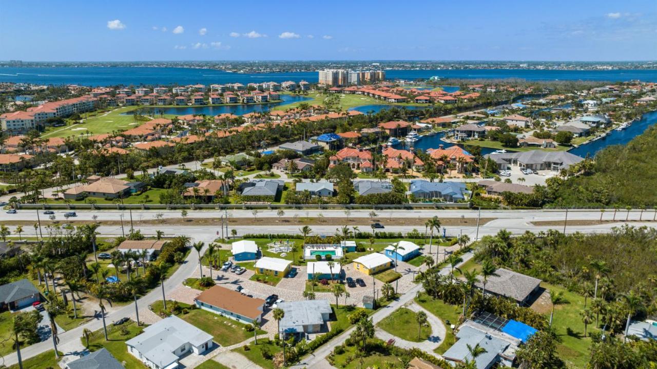 Poolside King Cottage With Kitchen - 10 Minutes To Beach! Fort Myers Esterno foto